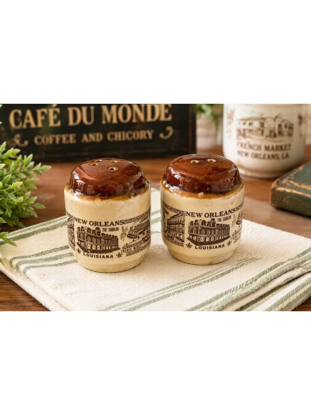 Vintage New Orleans Salt and Pepper Shakers French Market Bourbon Street Louisia
